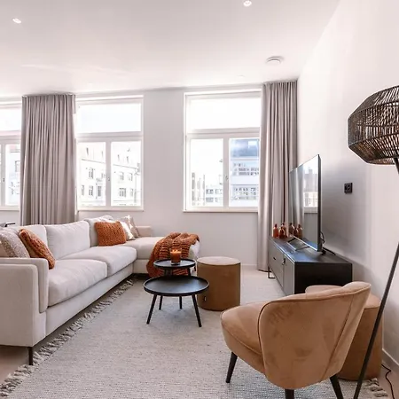 Luxurious In Town House Near The Apartamento *